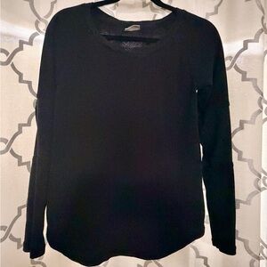Columbia Women's Black Long Sleeve Top